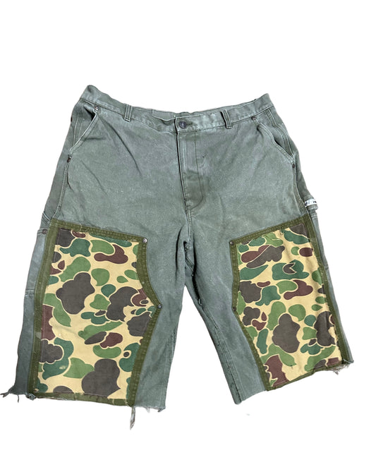 Aura Double Knee Camo Shorts